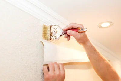 Pose de papier peint à Vervezelle — revêtements muraux et toiles de verre